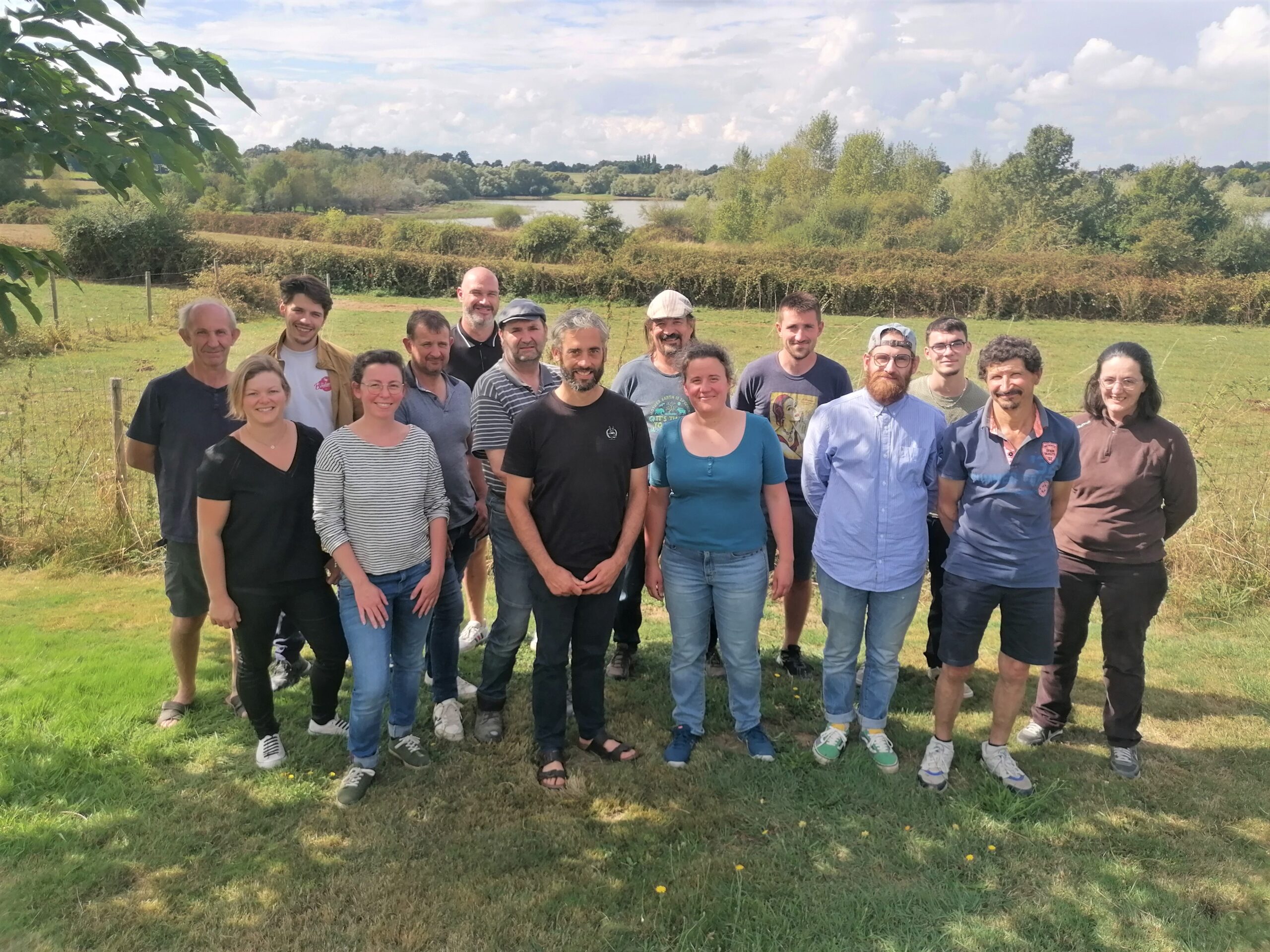 Photo de groupe de l'association bio ribou verdon