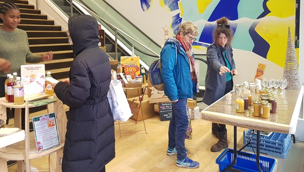exemple d'animation organisée dans le hall du magasin Biocoop Fleur d'eau